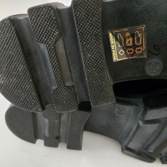 Free People "Brooks" Lug Sole Mid Rise Platform Chelsea Boots Size EU 39, US 8.5 - Picture 12 of 15